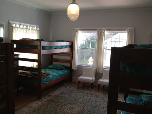 Orange Drive (adults Only) Hostel